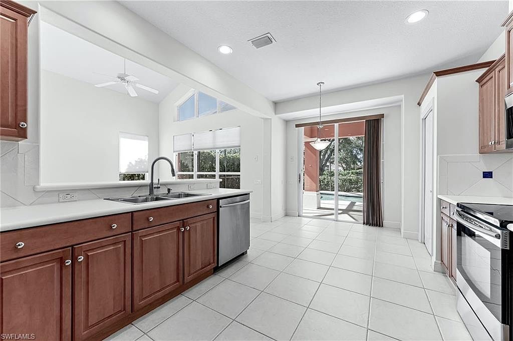 20171 Eagle Glen Way Estero, FL 33928 | Single Family