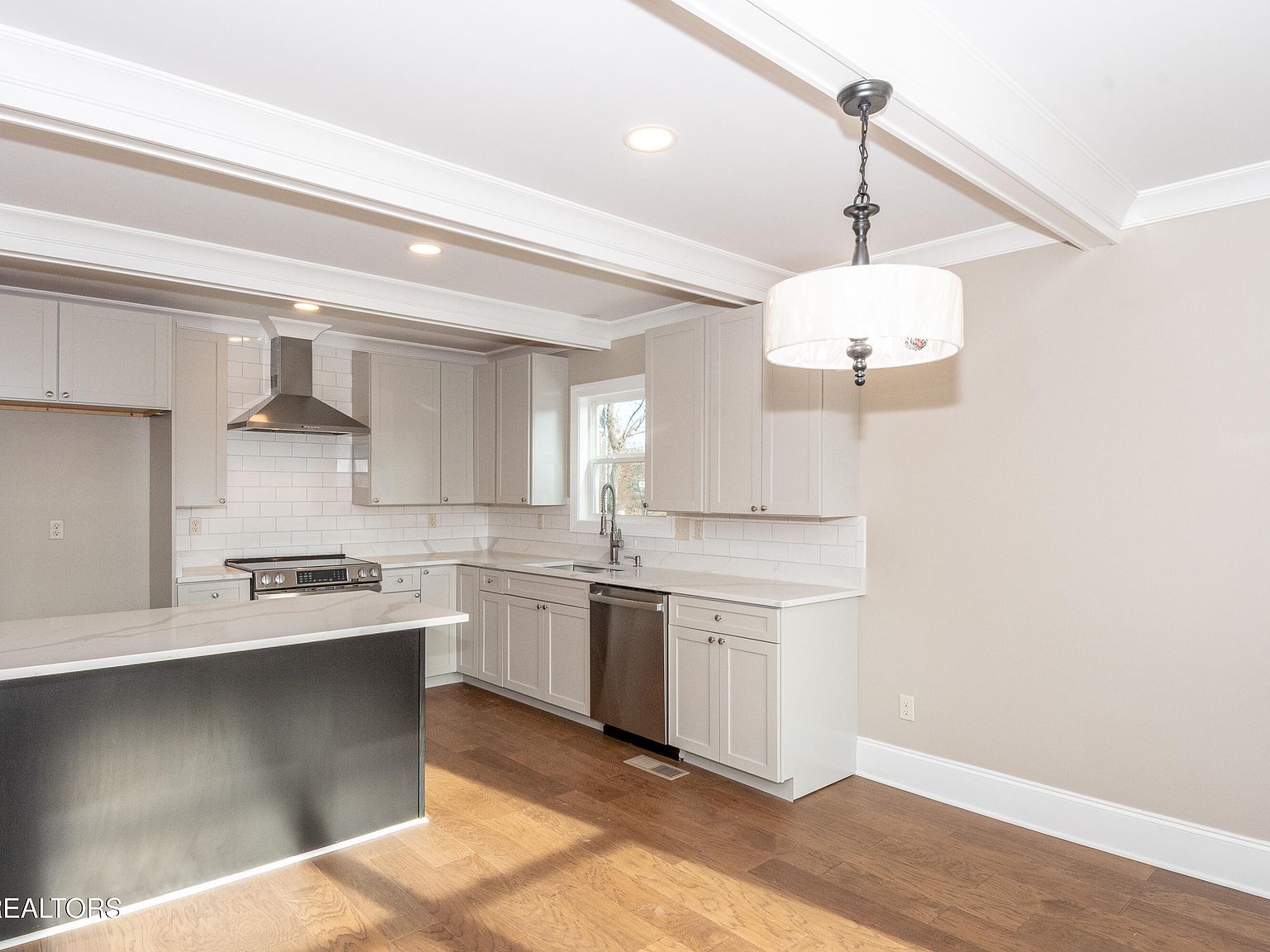 308 W Hill Ave Friendsville, TN 37737  | Single Family