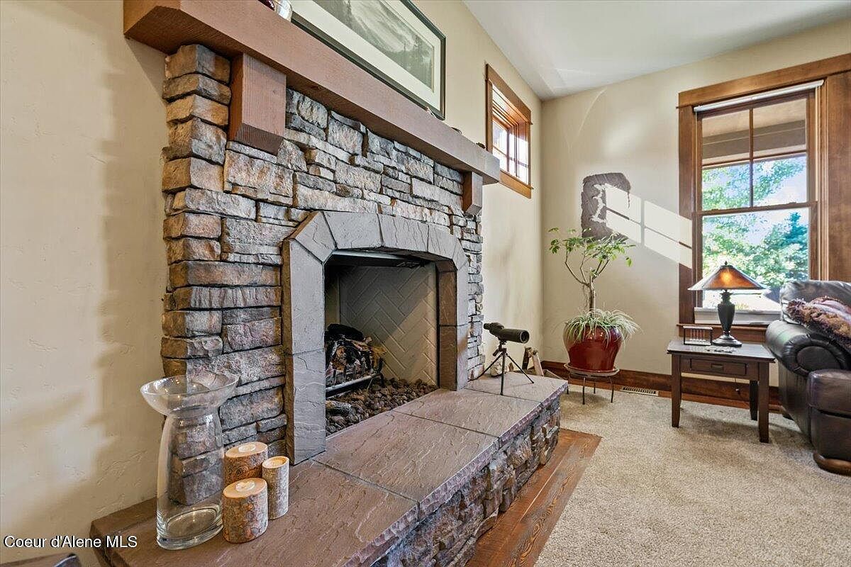 1538 E Bruin Lp Hayden, ID 83835 | Single Family