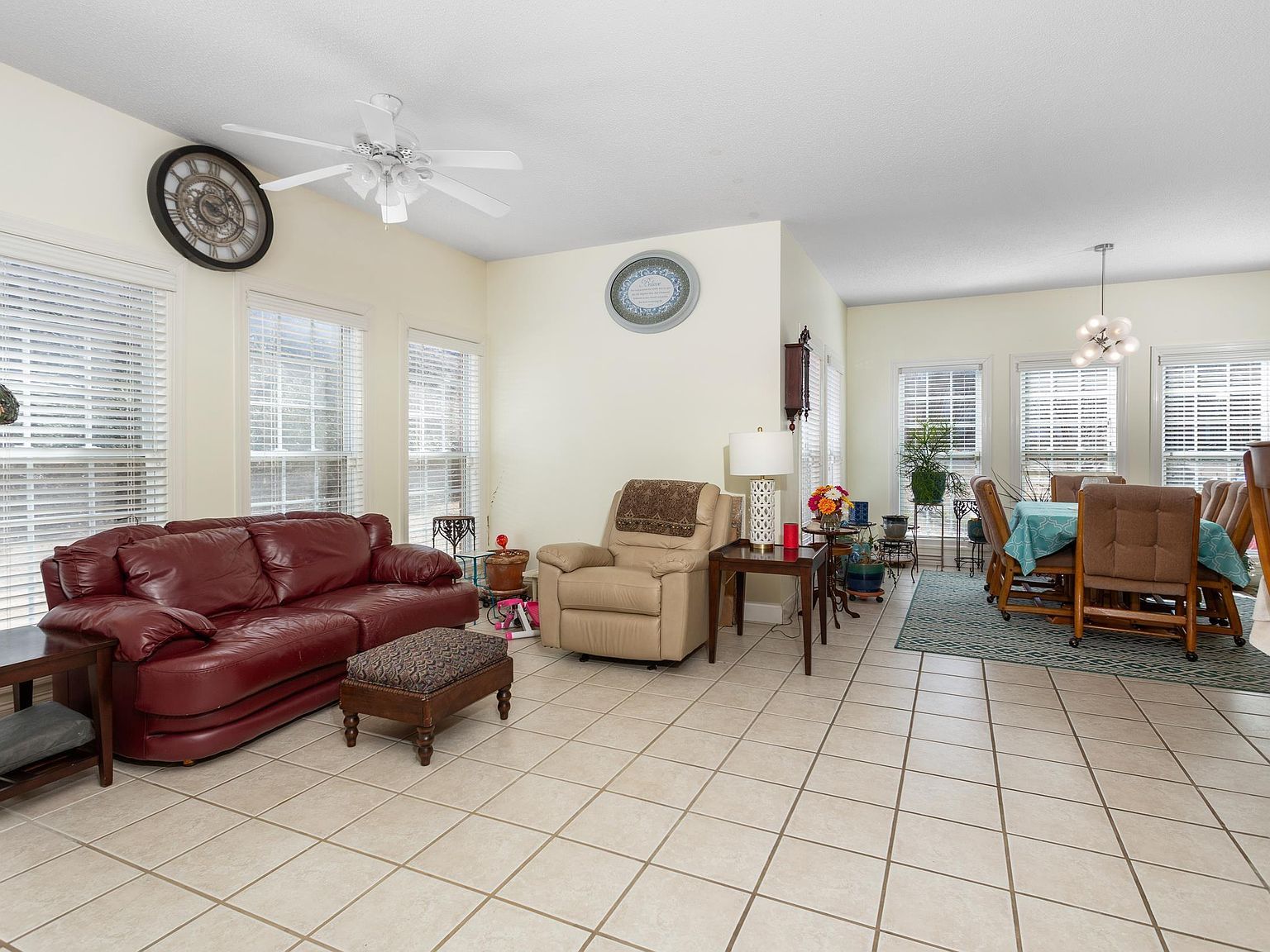 40 Manor Pl Oxford, AL 36203  | Single Family