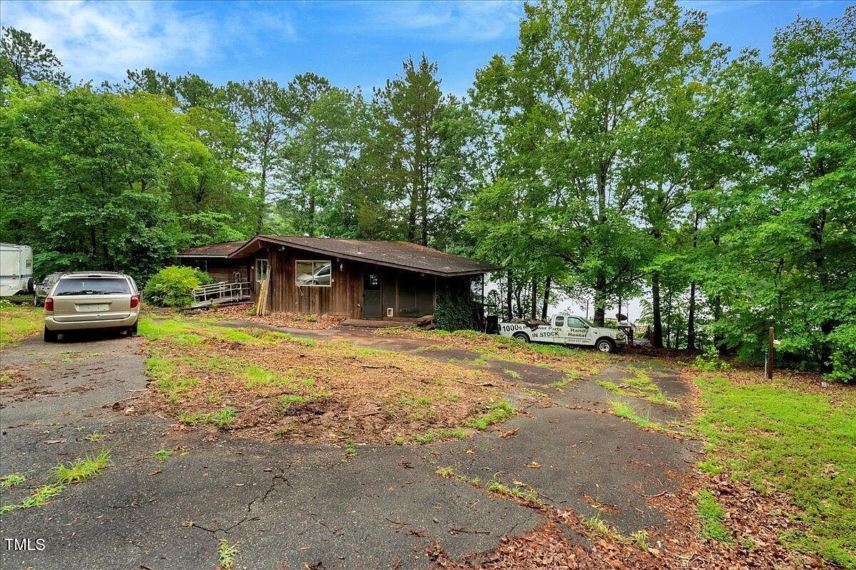 288 Lucky Ln Bracey, VA 23919 | Single Family