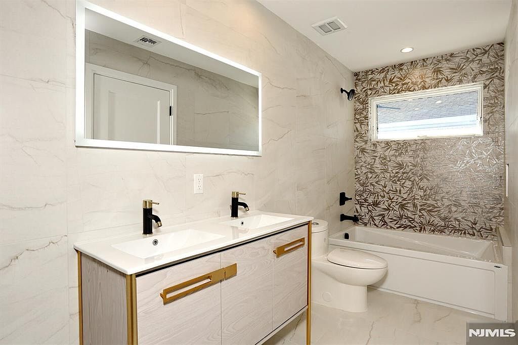 17 Mountain Ave Mahwah, NJ 07430, Mahwah, NJ, 7430  | Single Family