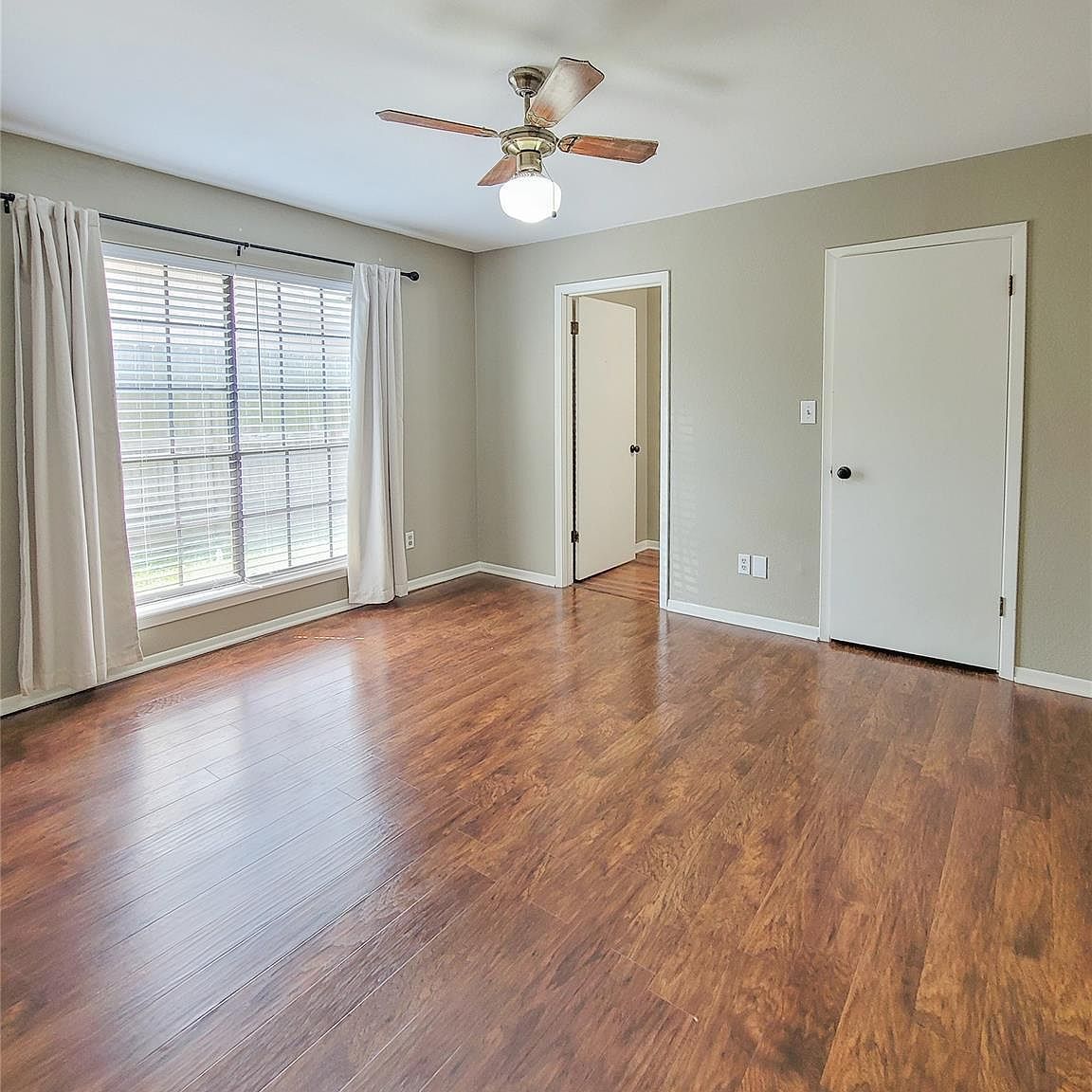 214 Williamsburg Ave Victoria, TX 77904  | Single Family