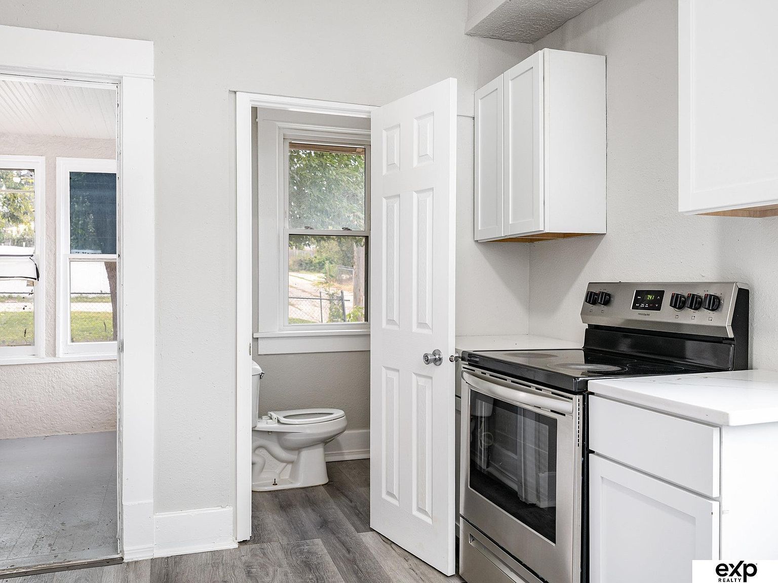 1214 S 25th Ave Omaha, NE 68105  | Single Family