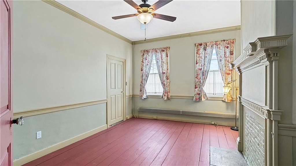 25 Post Rd Warwick, RI 02888 | Single Family