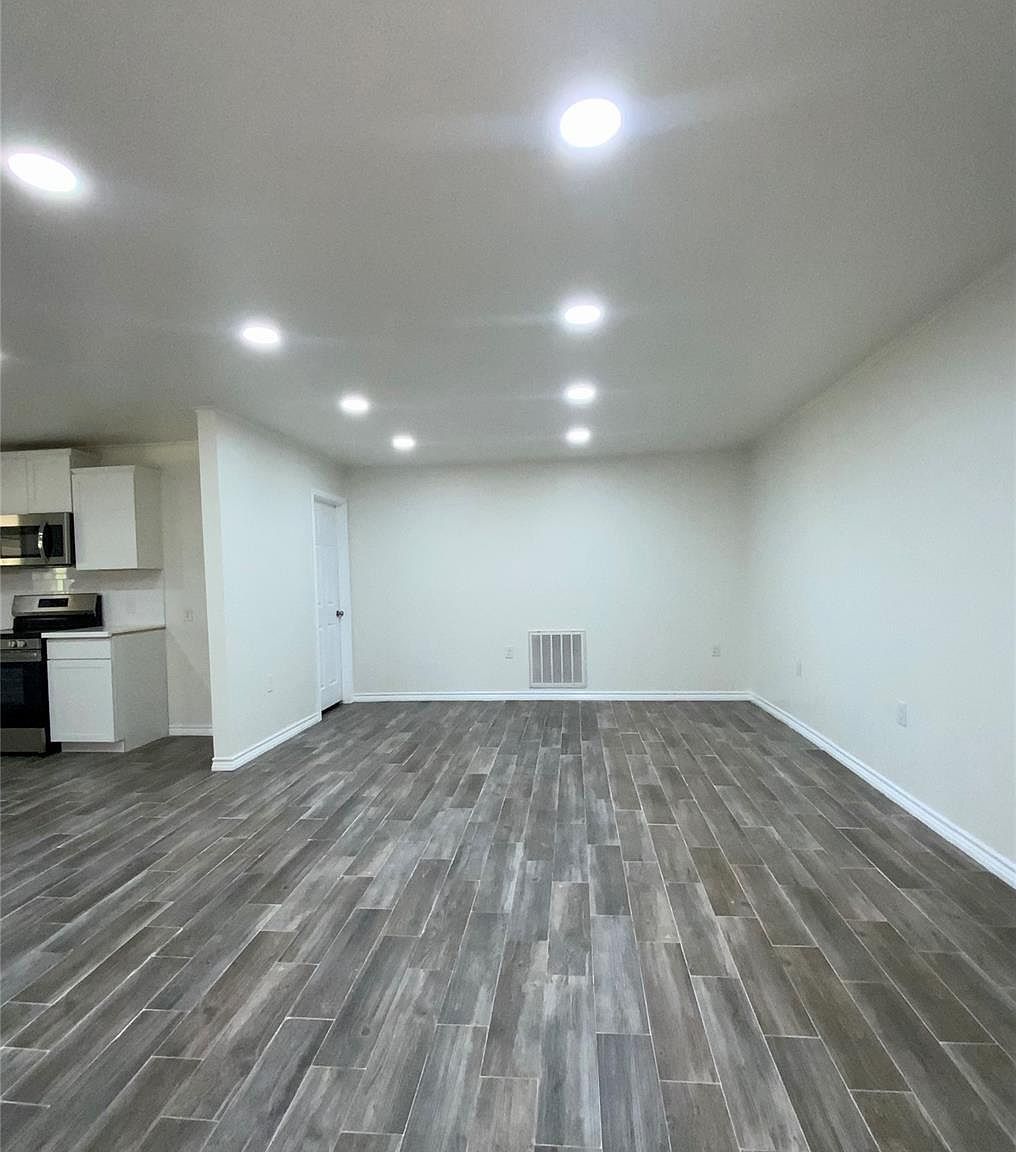 588 Vicksburg Ln Livingston, TX 77351 | Single Family