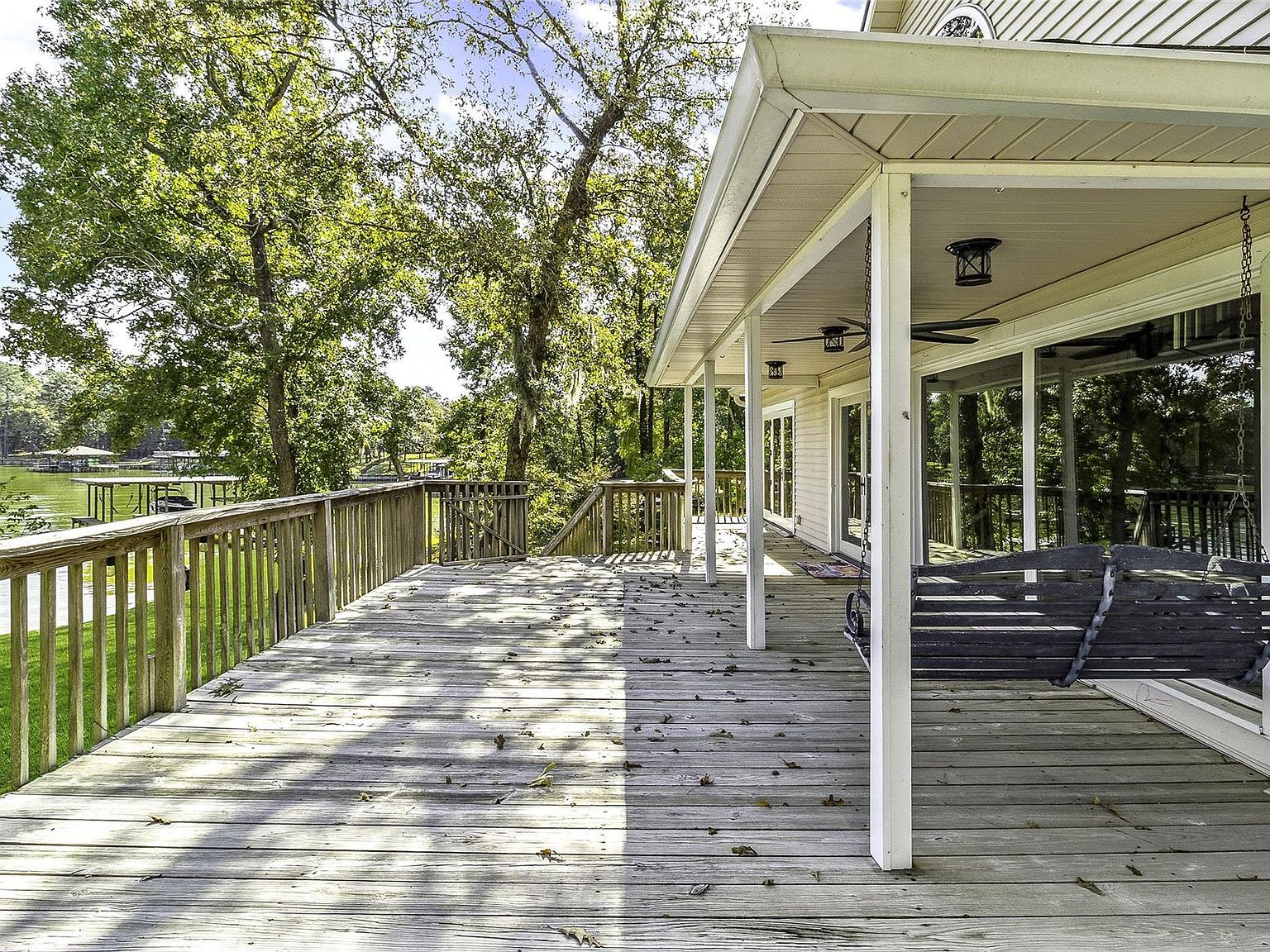 416 Island Dr Livingston, TX 77351 | Single Family