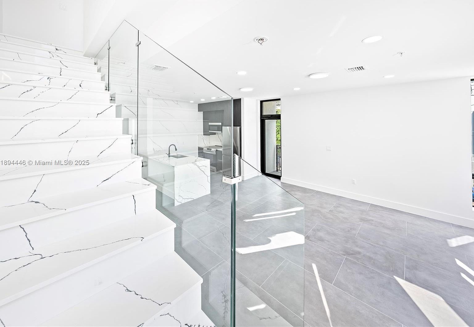 526 SW 2nd St #1 Miami, FL 33130  | Condominium