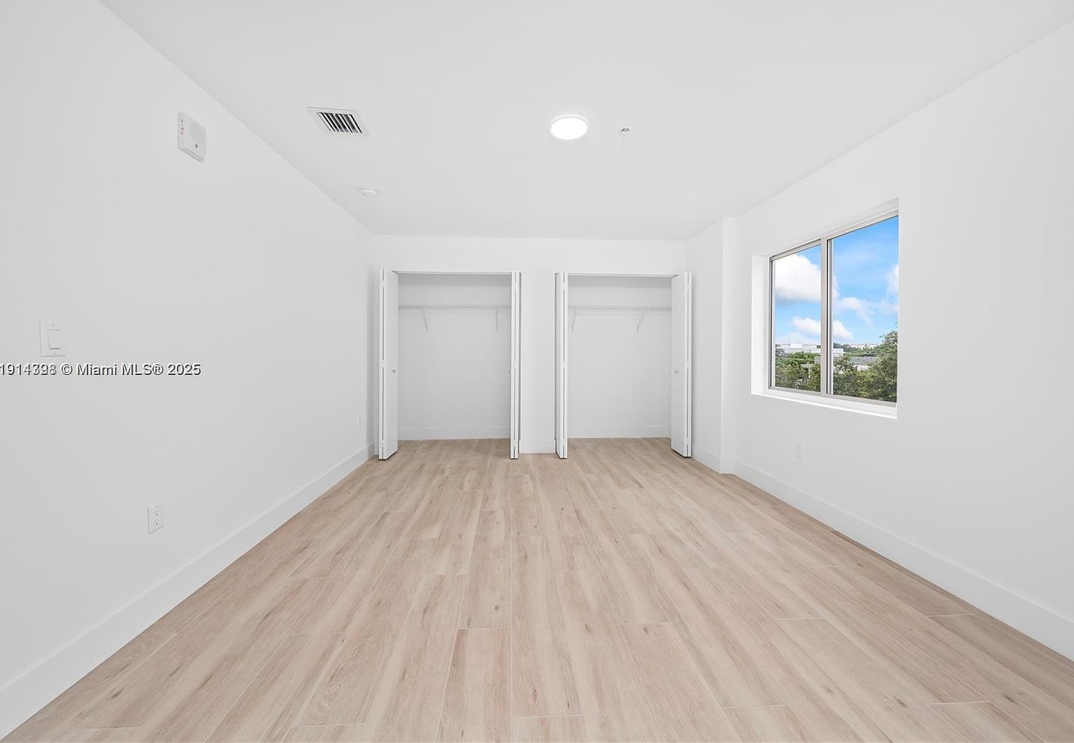 32 NW 14th Ave #102 Miami, FL 33125  | Condominium