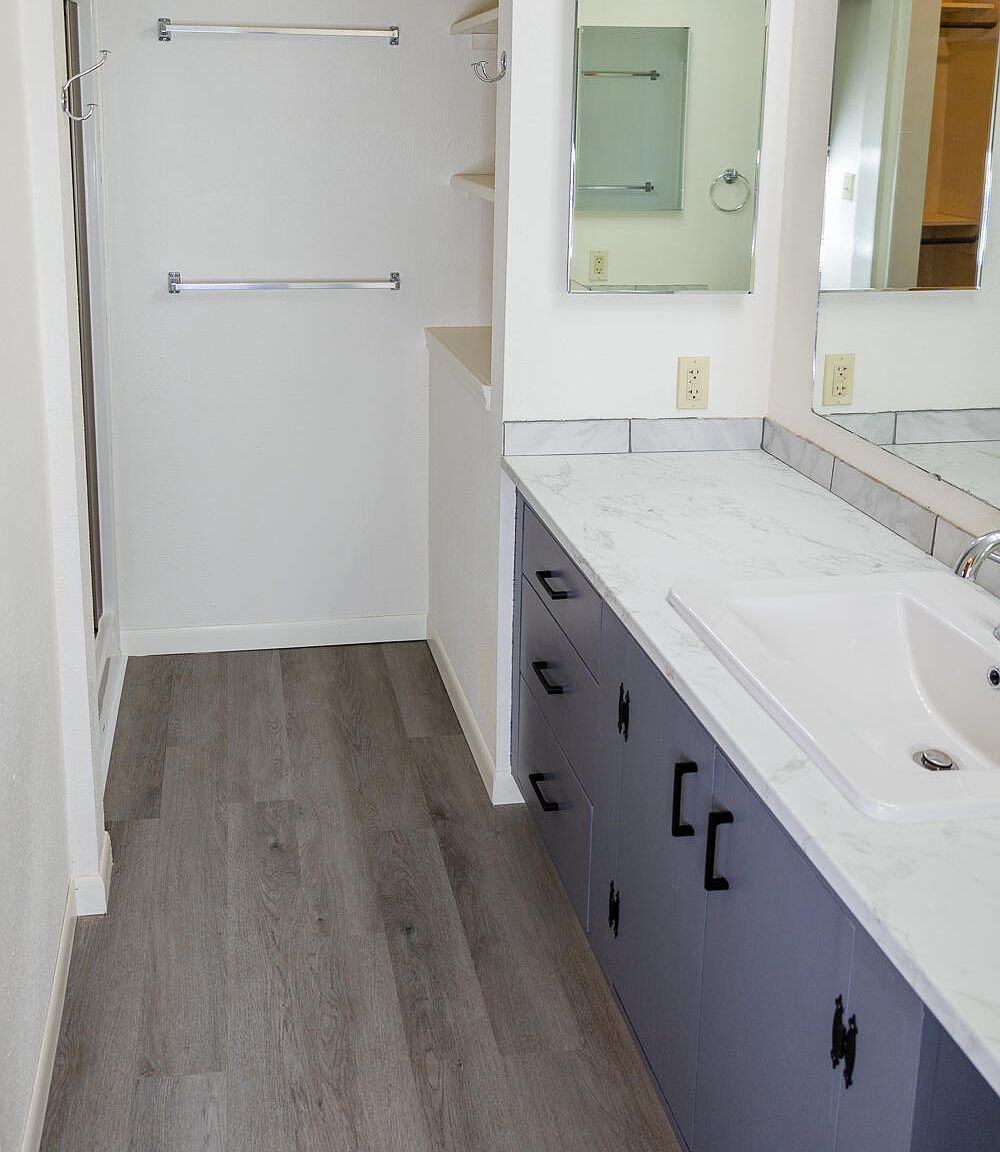 1111 W Apache Dr McCamey, TX 79752  | Single Family