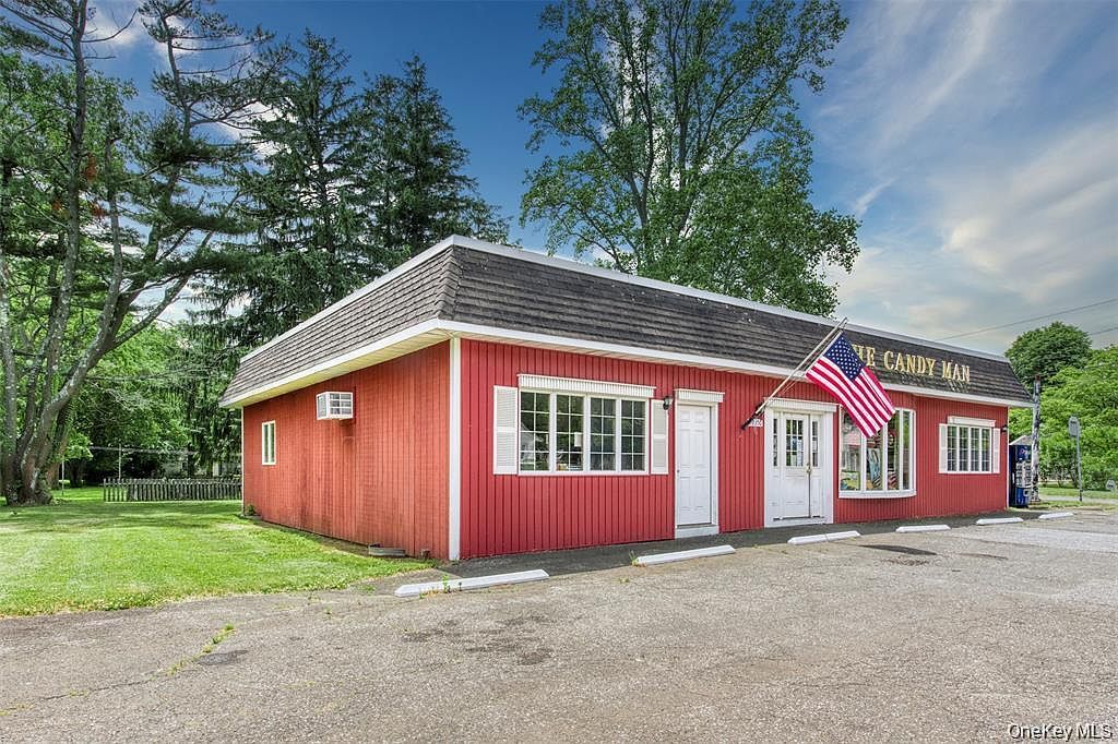 22350 Main Rd Orient, NY 11957  | New build