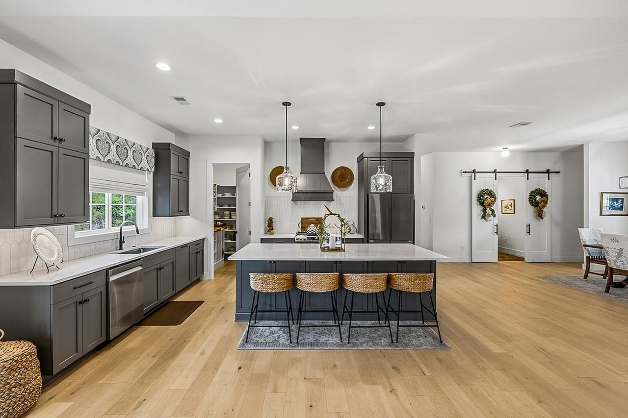 111 Sanctuary Ln Taylors, SC 29687 | Single Family