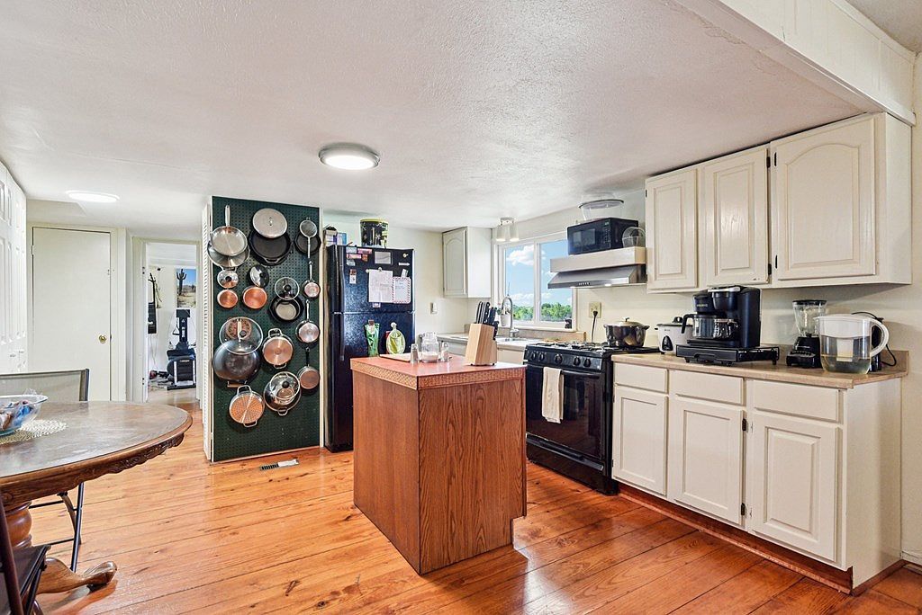 780 Mountain Dr Kerrville, TX 78028  | New build