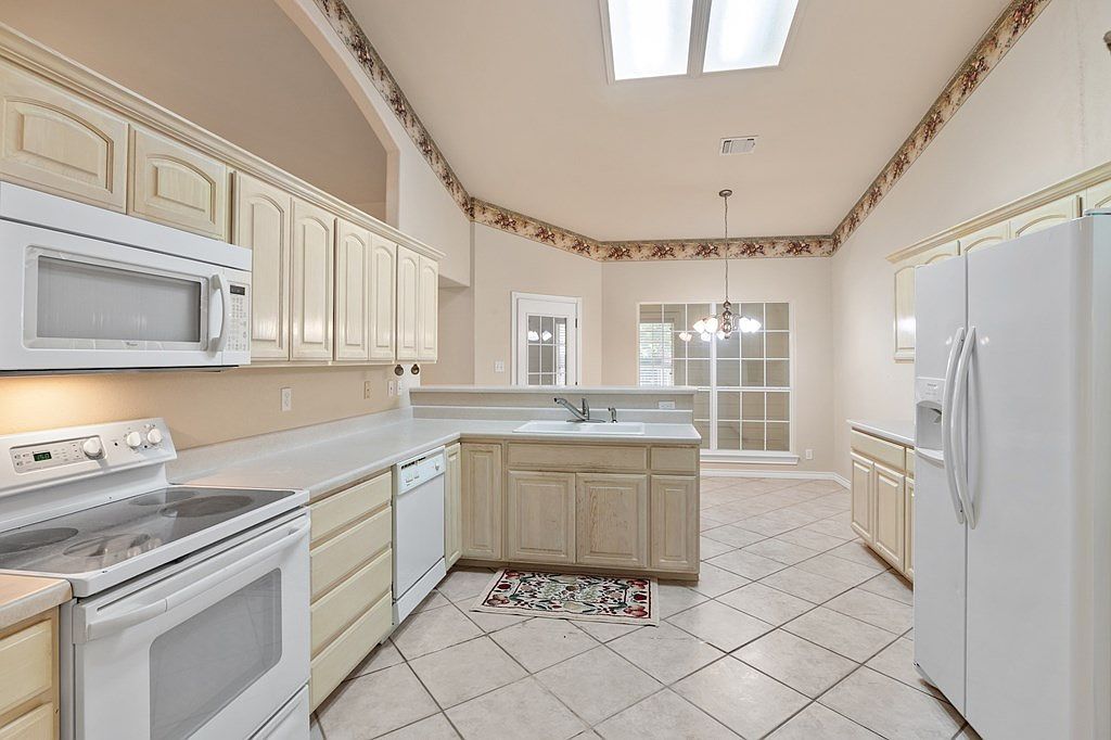 202 Ellebracht Dr Fredericksburg, TX 78624  | Single Family