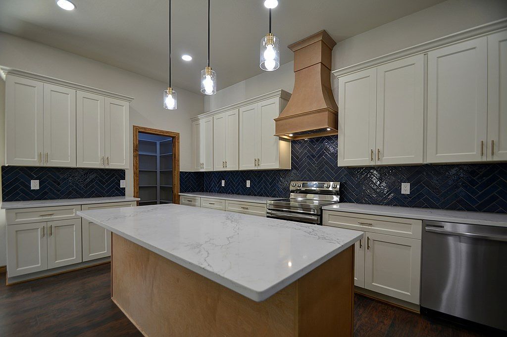 233 Old Oaks Path Kerrville, TX 78028  | Single Family