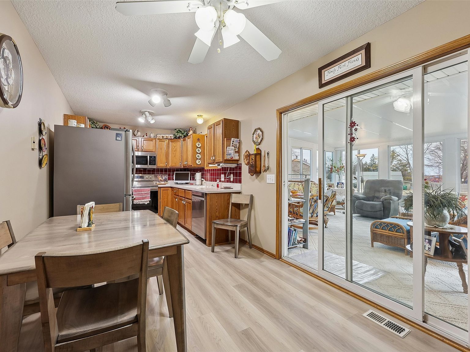 604 SE Tower Ct Ankeny, IA 50021  | Single Family