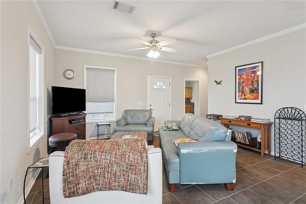 271 Lakeview Dr Slidell, LA 70458 | Single Family