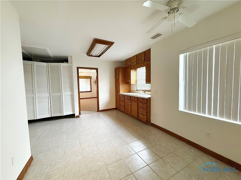 1324 N Union St Fostoria, OH 44830 | Single Family