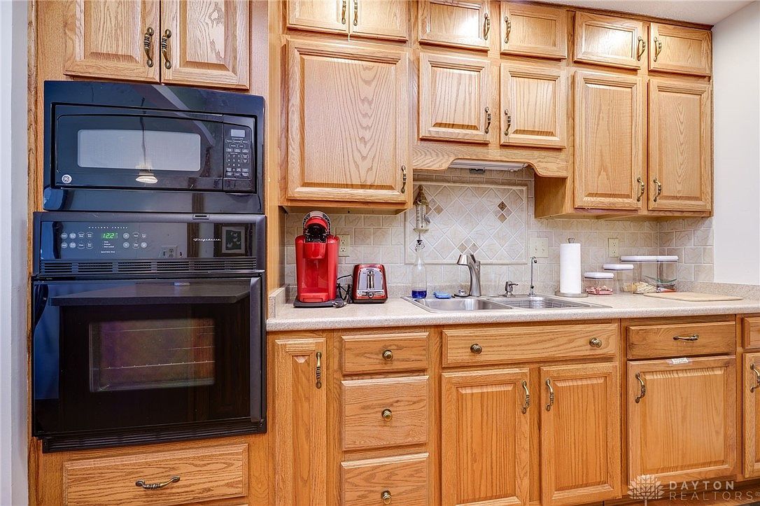 6070 Hackamore Trl Dayton, OH 45459 | Condominium