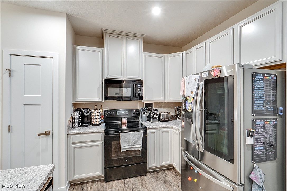 3313 Jackson Park Dr NE Massillon, OH 44646 | Condominium