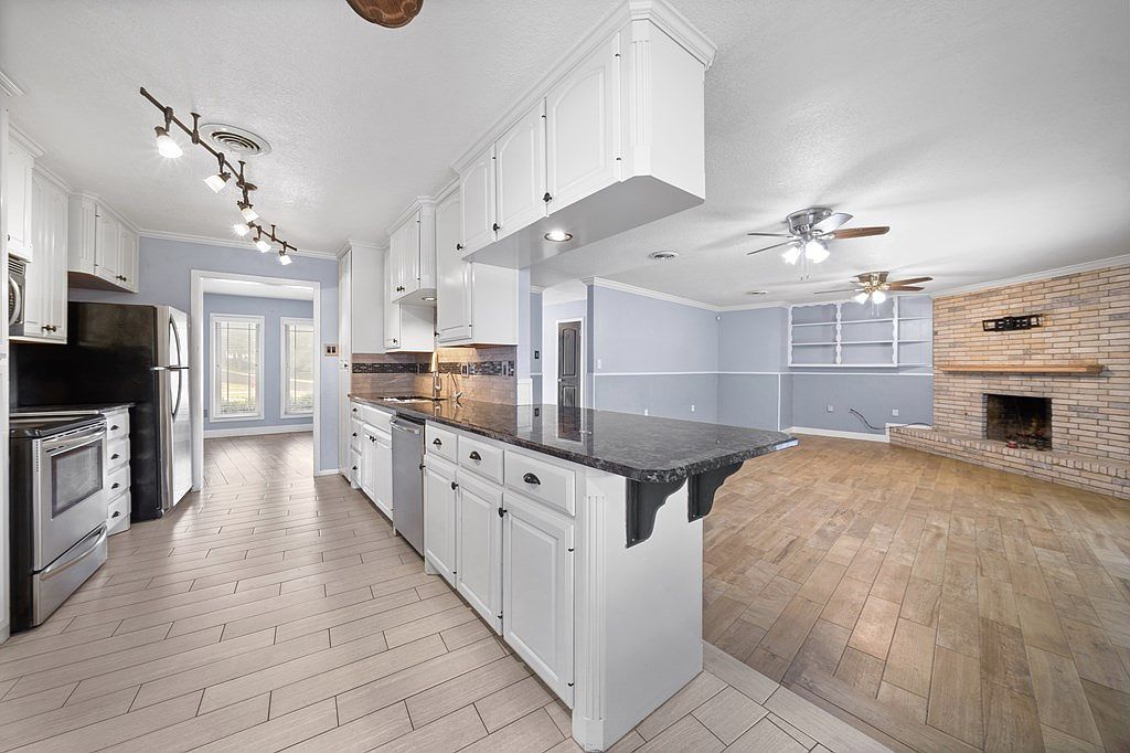 1 Coachmans Cir Big Spring, TX 79720 | Single Family