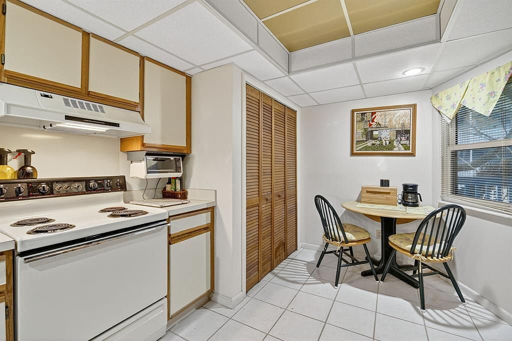 240 Hammock Shore Dr APT 107 Melbourne Beach, FL 32951  | Condominium