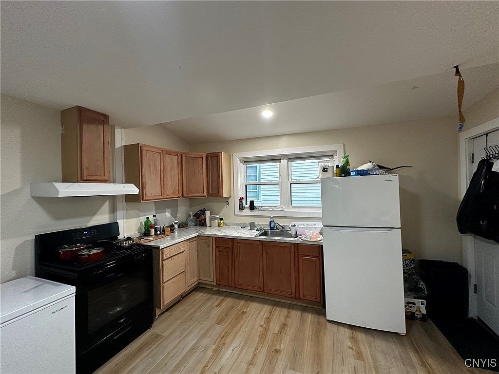 1210 Butternut St Syracuse, NY 13208 | Multi Family