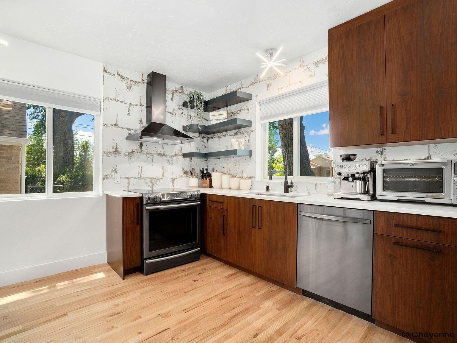 429 W 5th Ave Cheyenne, WY 82001  | Single Family