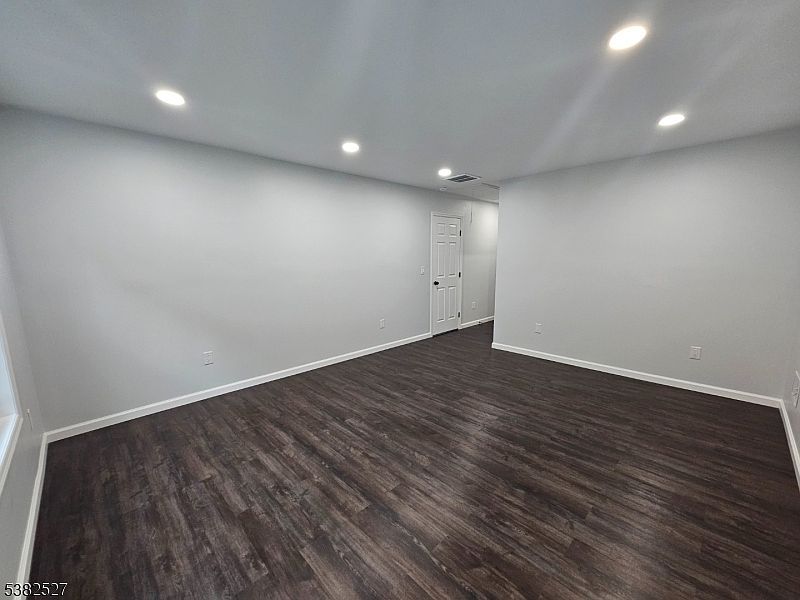 43 Rockport Rd Wantage, NJ 07461  | Single Family