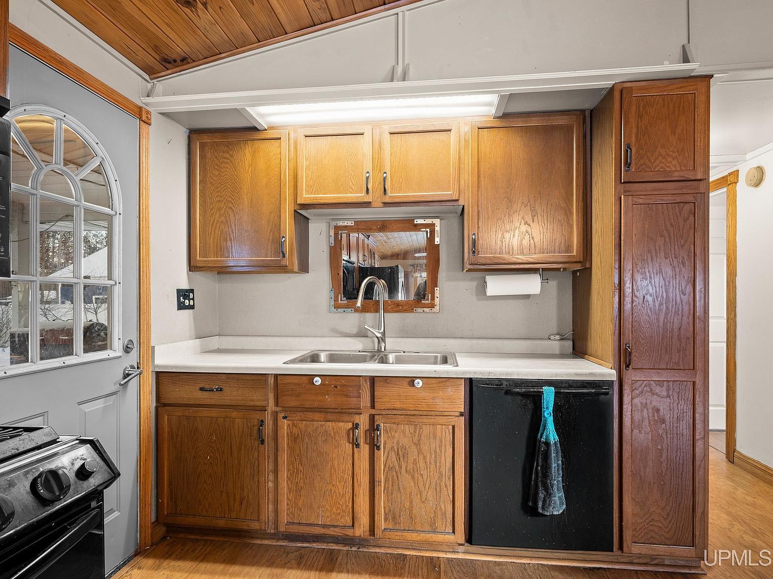 4864 Greenwood 18.12 Dr Escanaba, MI 49829 | Single Family