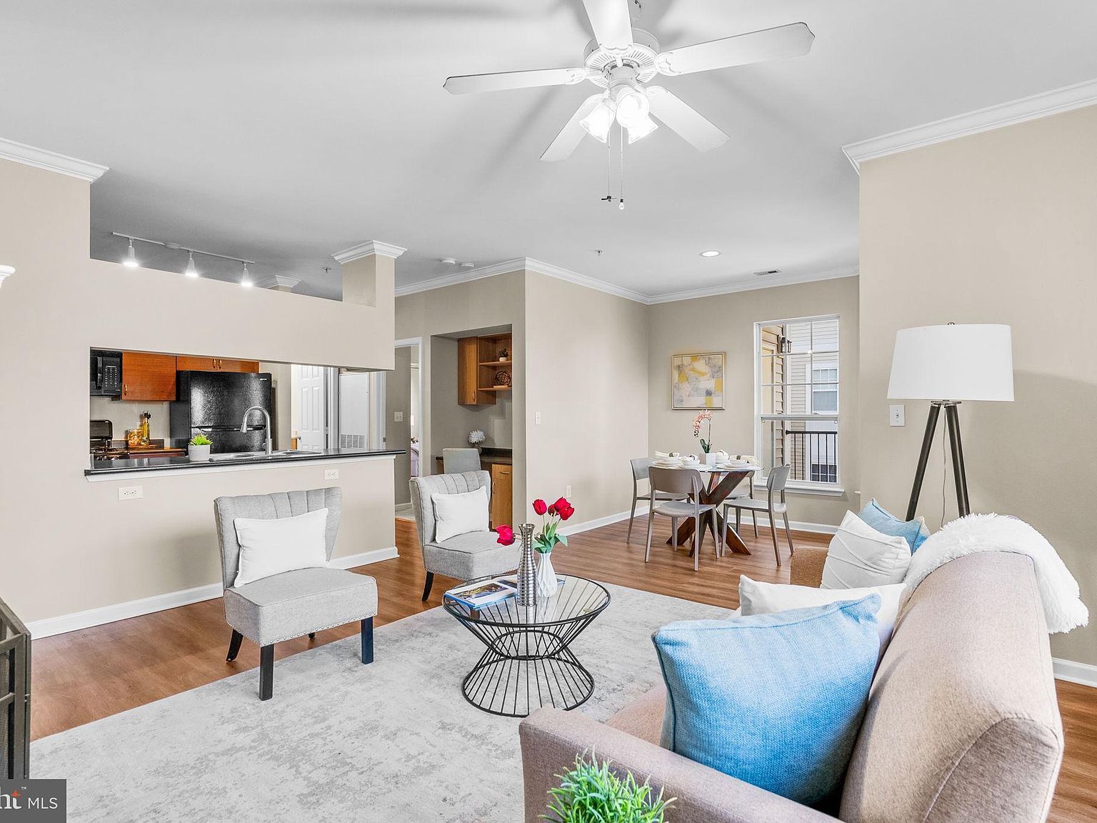 19621 Galway Bay Cir APT 302 Germantown, MD 20874  | Condominium