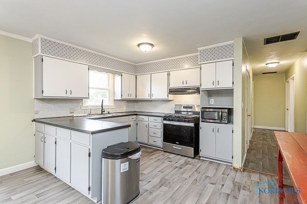 165 Jackson St Cygnet, OH 43413 | Single Family