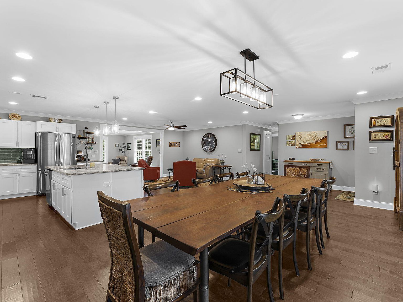 107 Brittany Ct Summerville, SC 29485  | Single Family