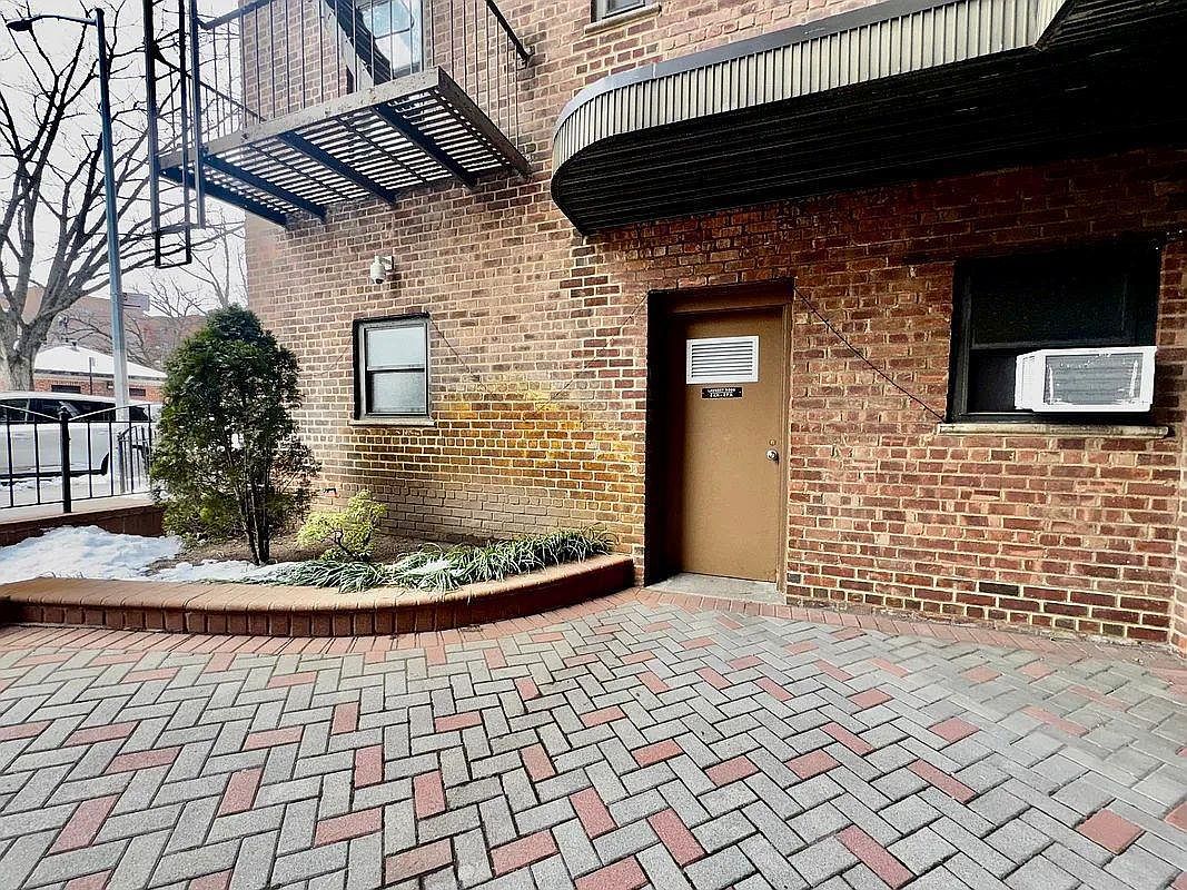 32-45 90th St APT 607 East Elmhurst, NY 11369  | Condominium