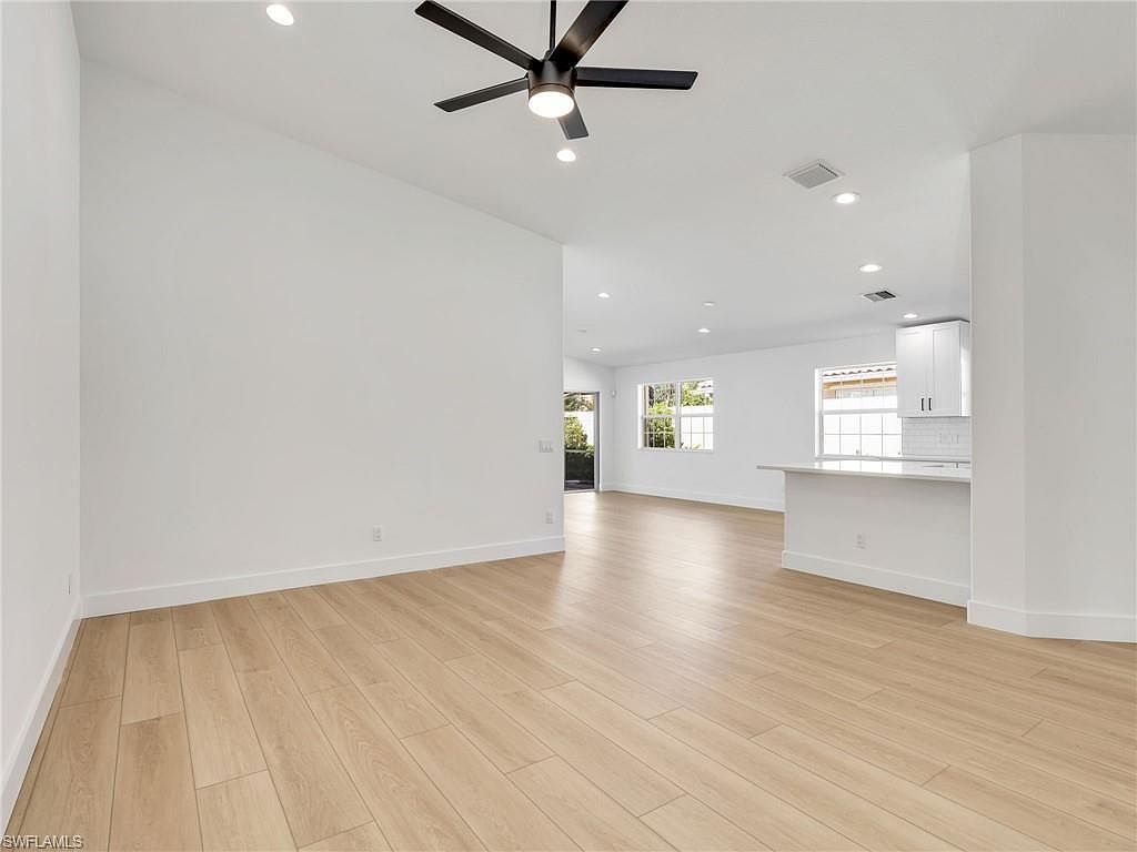 8205 Xenia Ln Naples, FL 34114  | Single Family