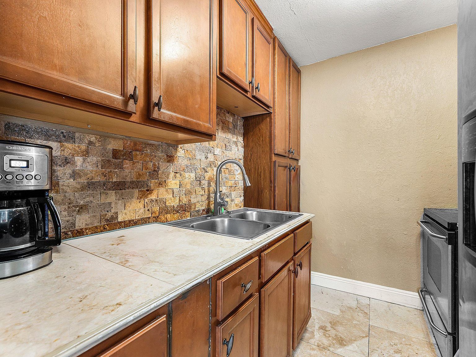 112 W 34th St West Palm Beach, FL 33404  | Multi Family