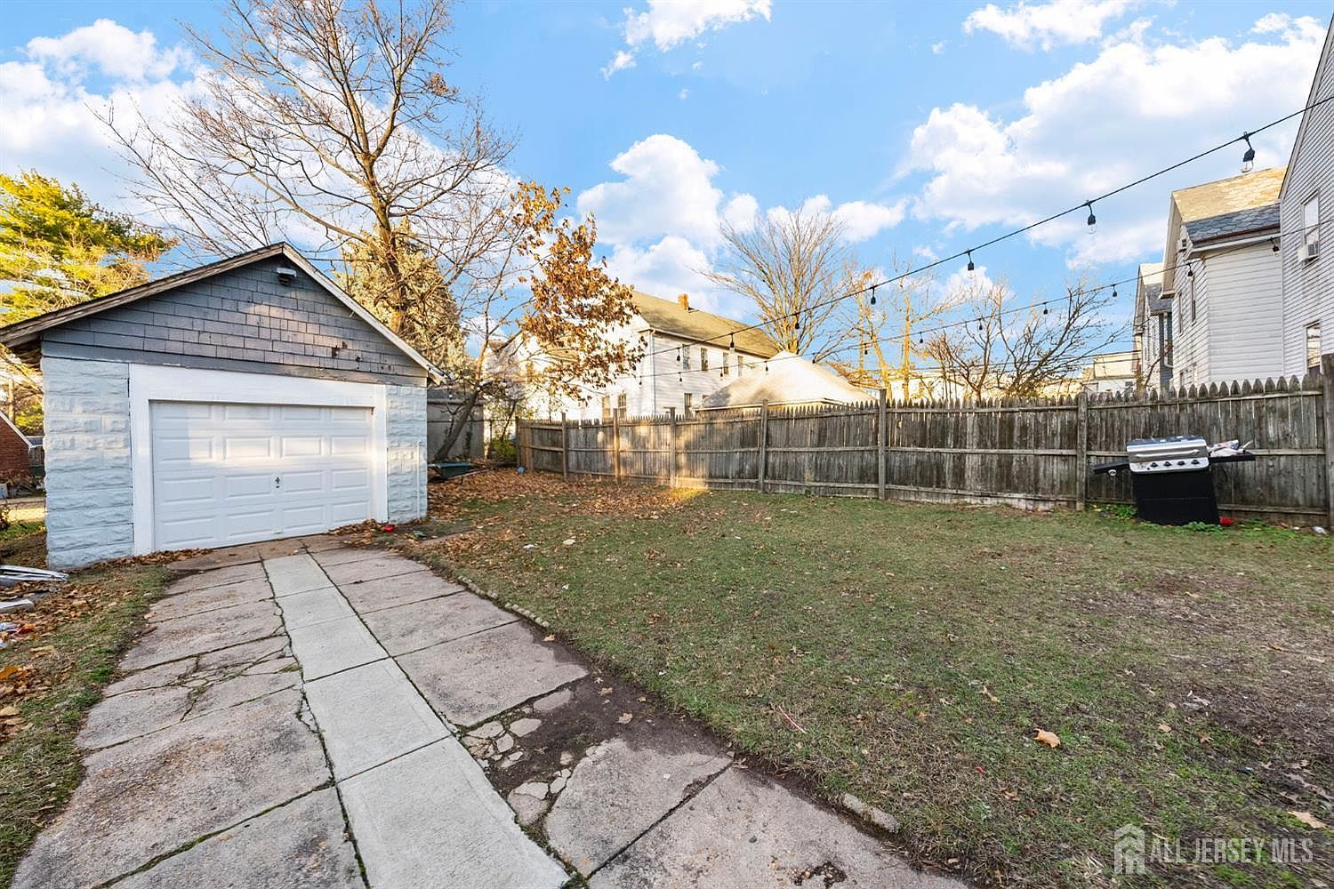 251 Hamilton St New Brunswick, NJ 08901 | Single Family