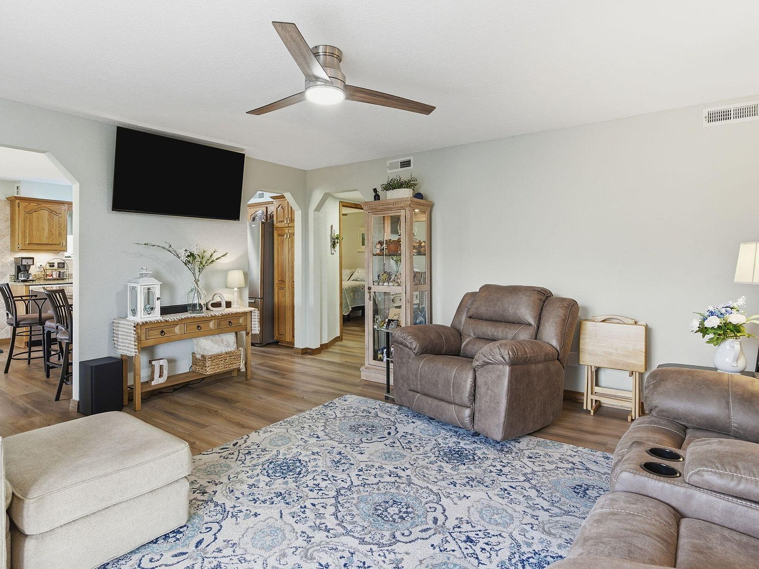 150 Sunken Forest Dr Building 8-205 Forsyth, MO 65653  | Condominium