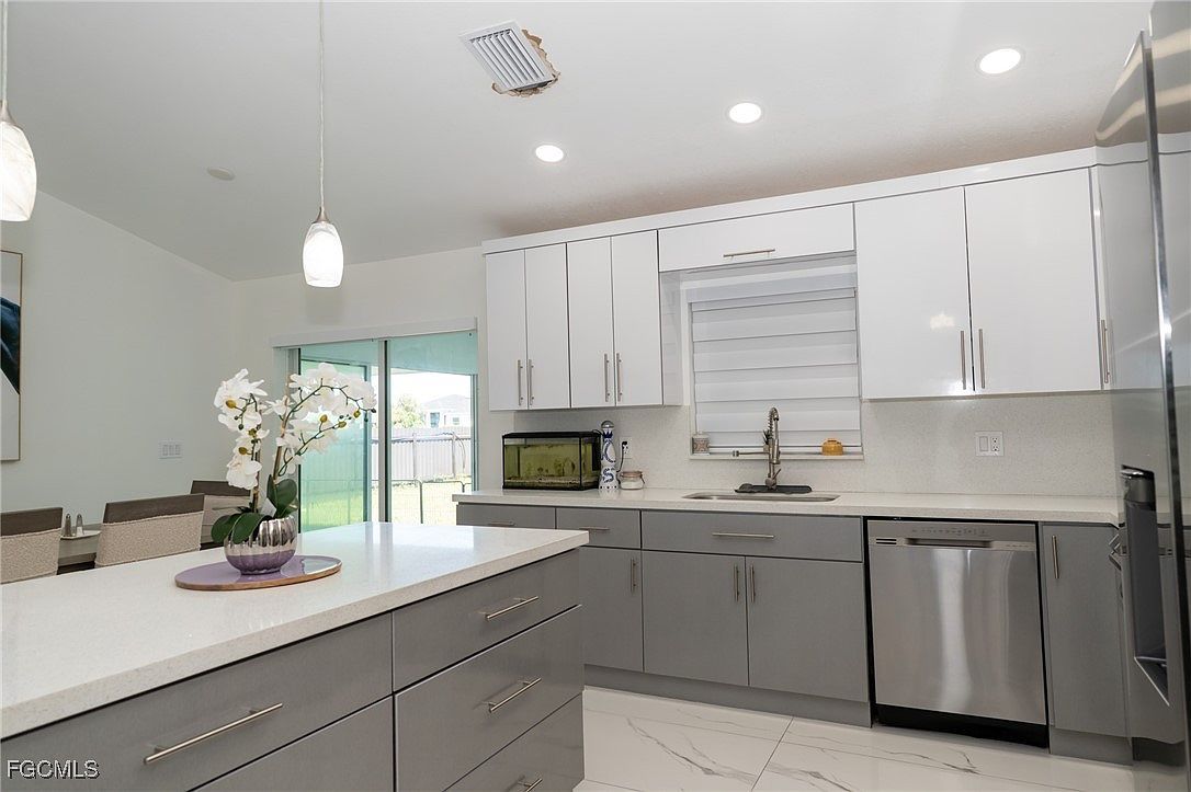 4623 Jacaranda Pkwy W Cape Coral, FL 33993 | Single Family