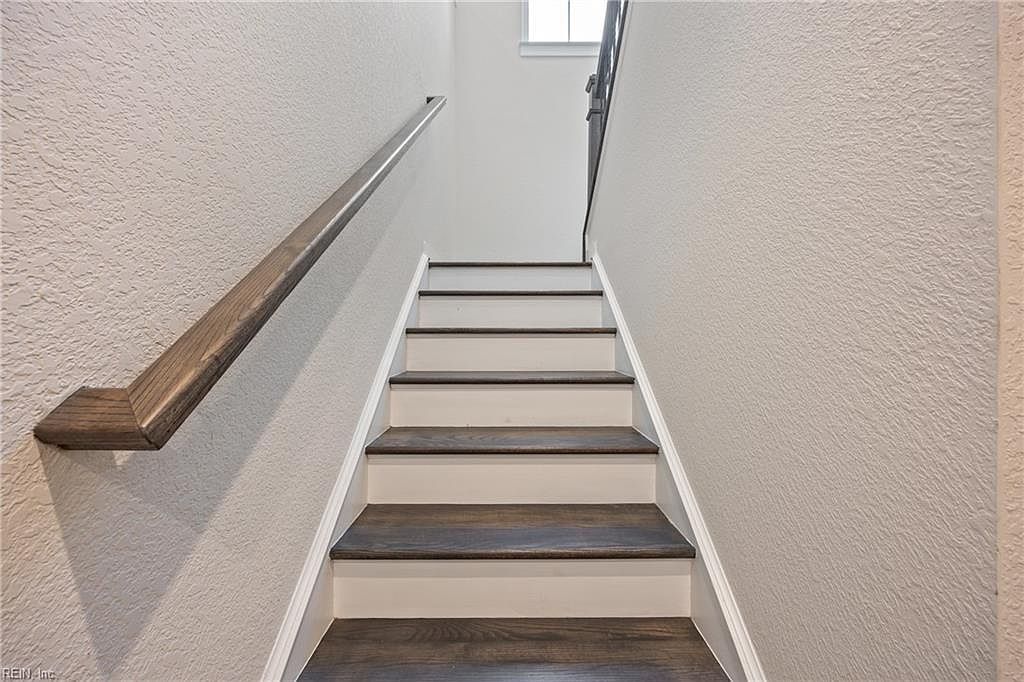 1307 London St Elizabeth City, NC 27909  | Single Family