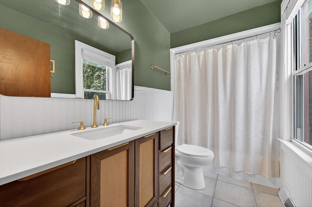 416 S Rural St Hartford, WI 53027  | Single Family