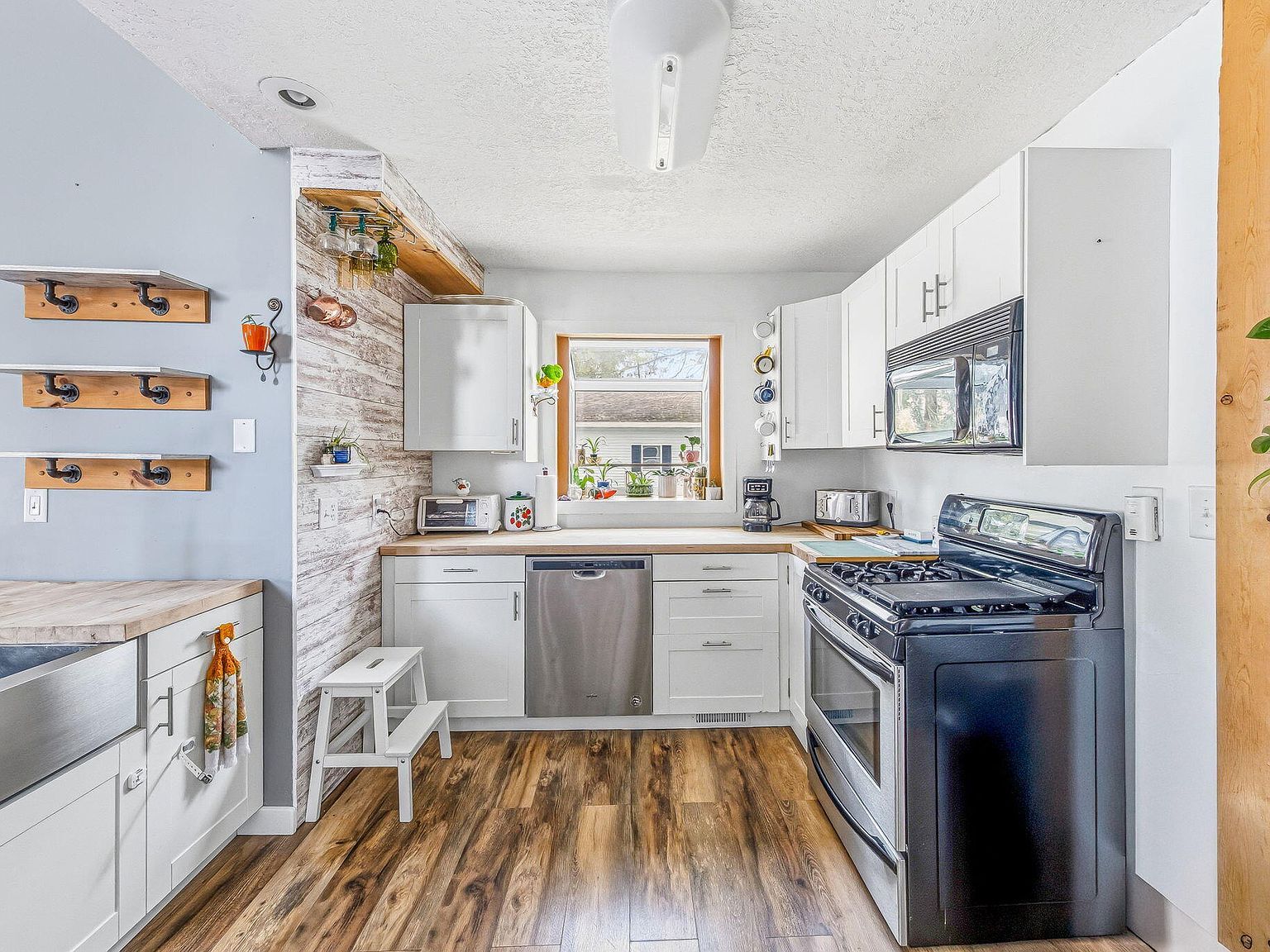 9158 Elmwood Ct #185 Stanwood, MI 49346  | Single Family