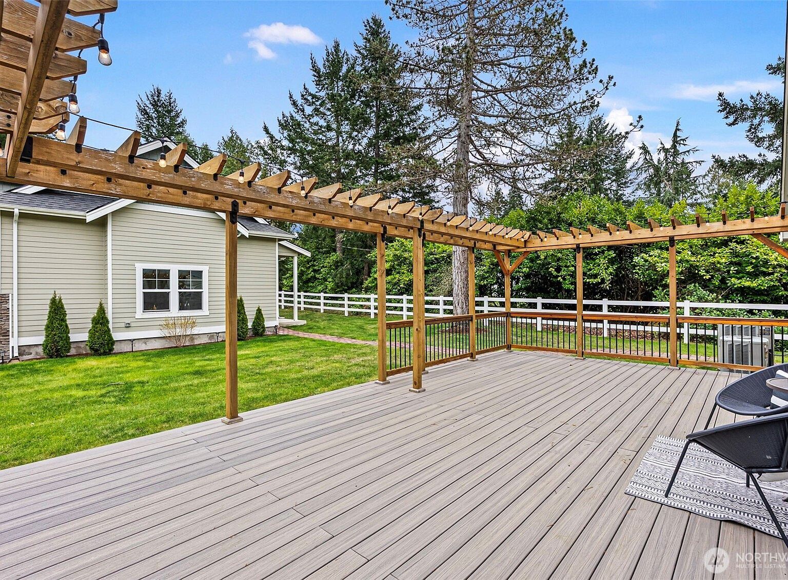 8180 NE West Port Madison Rd Bainbridge Island, WA 98110  | Single Family