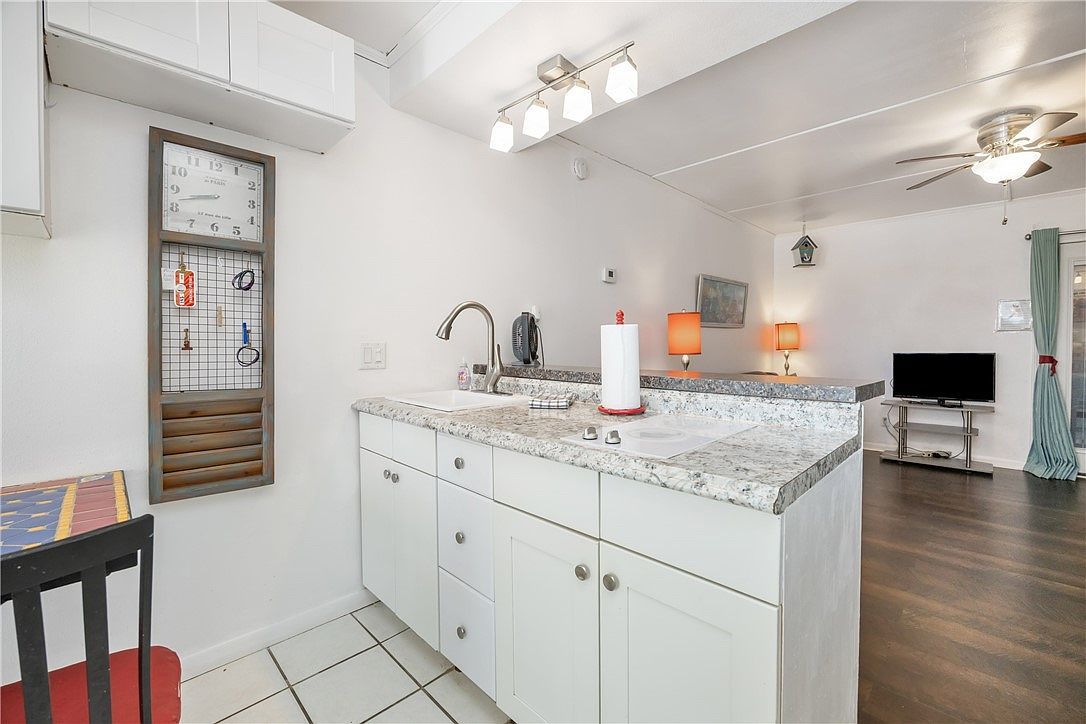 14300 S Padre Island Dr APT 143 Corpus Christi, TX 78418 | Condominium