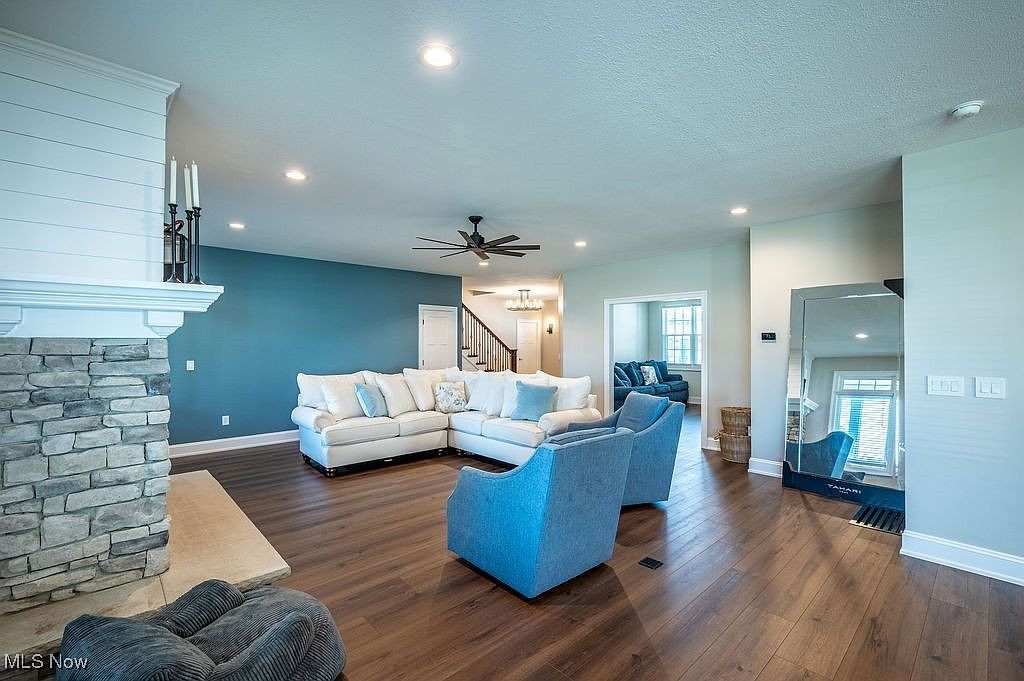 1004 Florence St Belpre, OH 45714  | Single Family