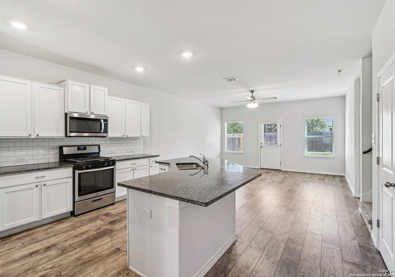 22018 Backspin San Antonio, TX 78261 | Single Family