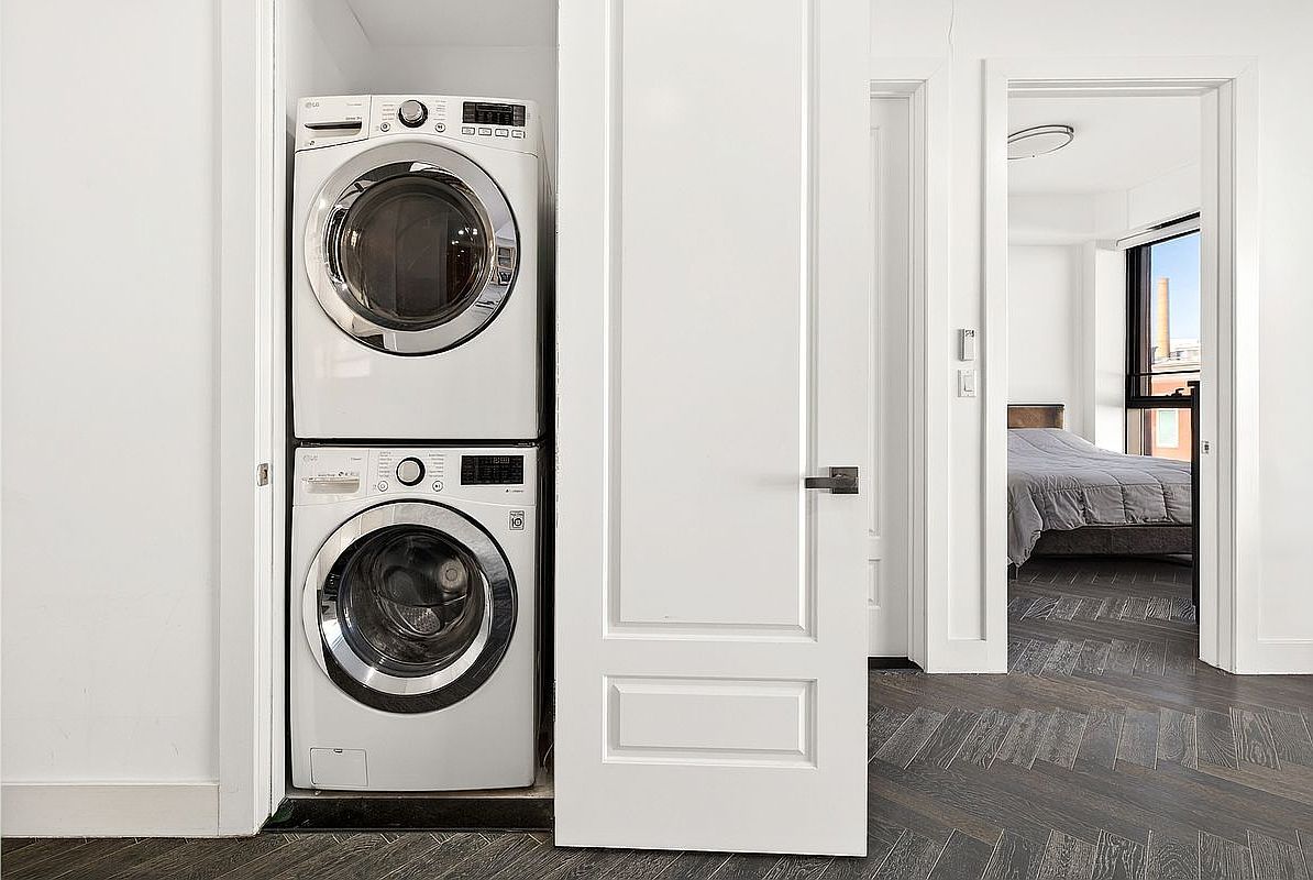 11-12 44th Dr #3A Long Island City, NY 11101  | Condominium