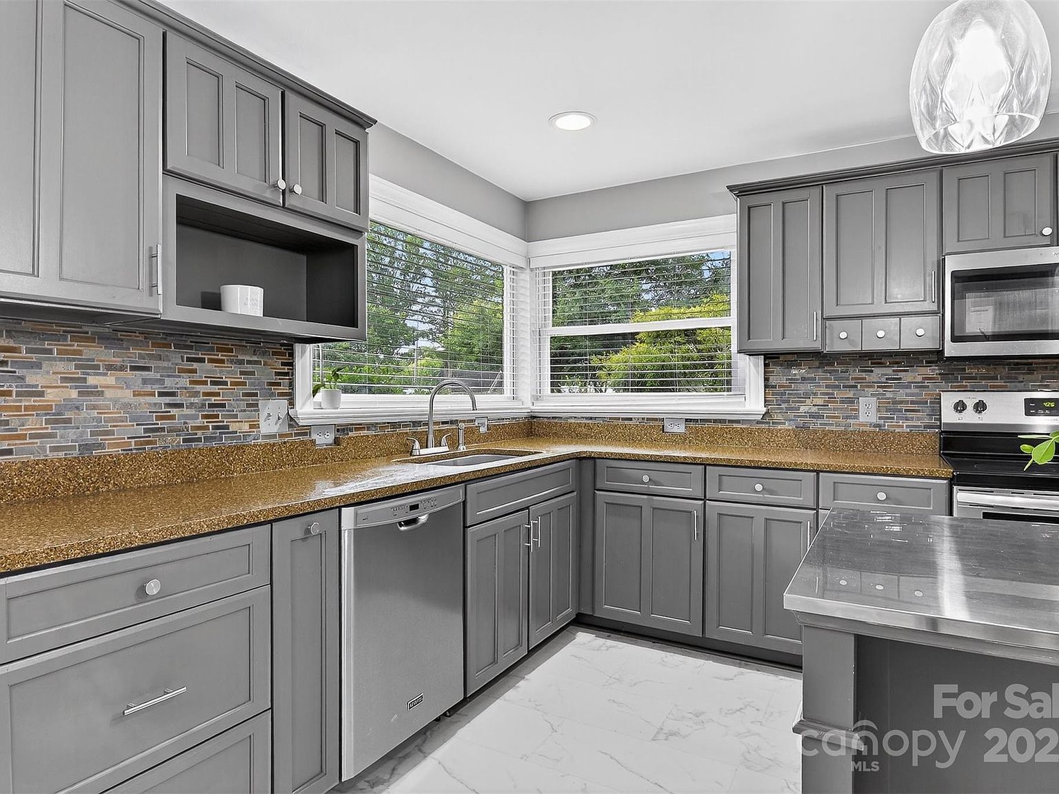 3127 N Center St Hickory, NC 28601  | Single Family