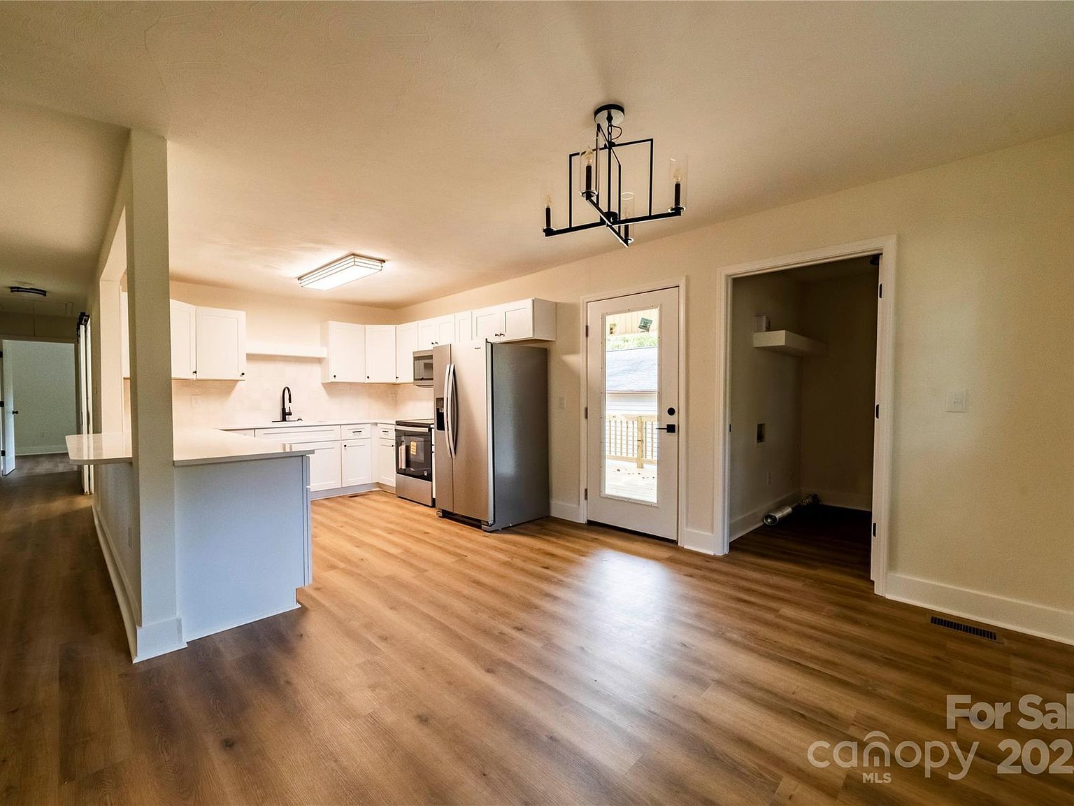 1210 29th Avenue Dr NE Hickory, NC 28601  | Single Family