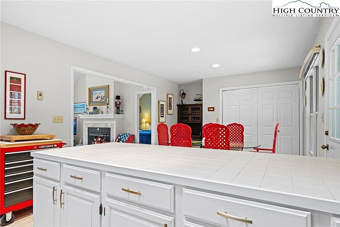 137 Staghorn Hollow Rd Banner Elk, NC 28604  | Single Family